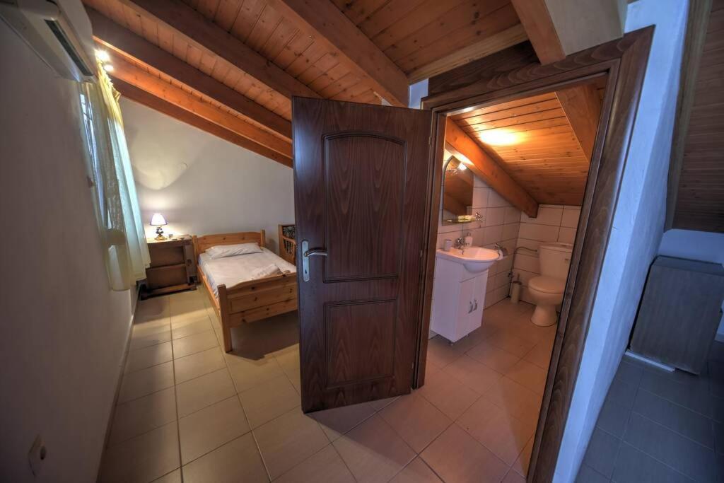 Zoe'S Apartments Nea Iraklitsa Εξωτερικό φωτογραφία